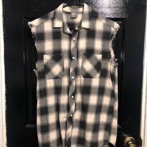 ASOS Reg. FIT Longline sleeveless check shirt